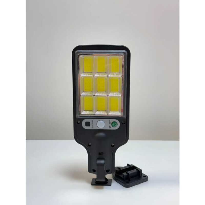 Reflector Solar 50W con Sensor y Control Reflector Solar 50W con Sensor y Control