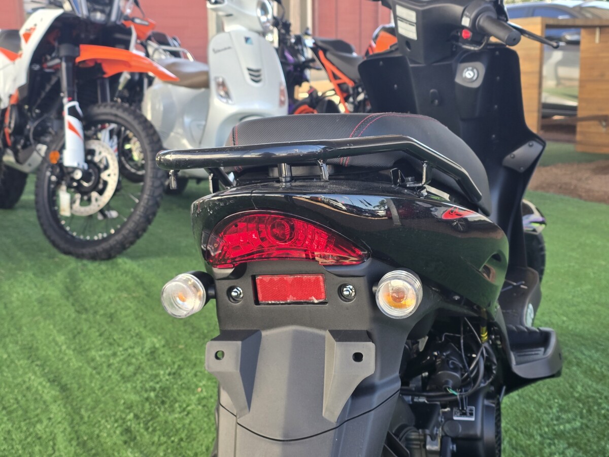Kymco Twist 125cc. 2026 0KM | Permuta / Financia Kymco Twist 125cc. 2026 0KM | Permuta / Financia