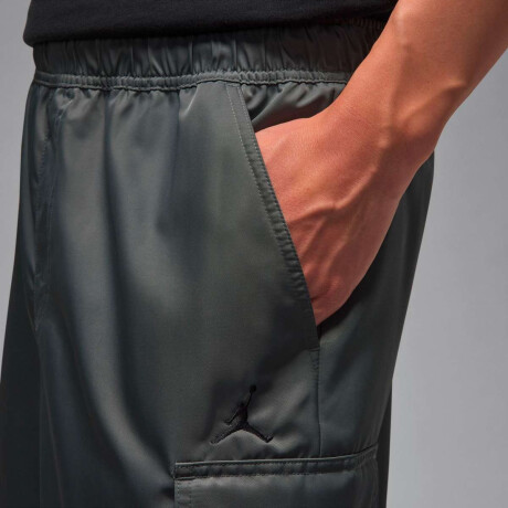 Short Jordan Brooklyn Cargo de Hombre gris