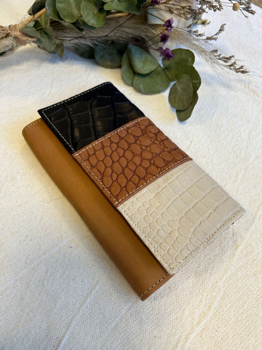 Billetera Lirio - Negro, marrón y blanco 