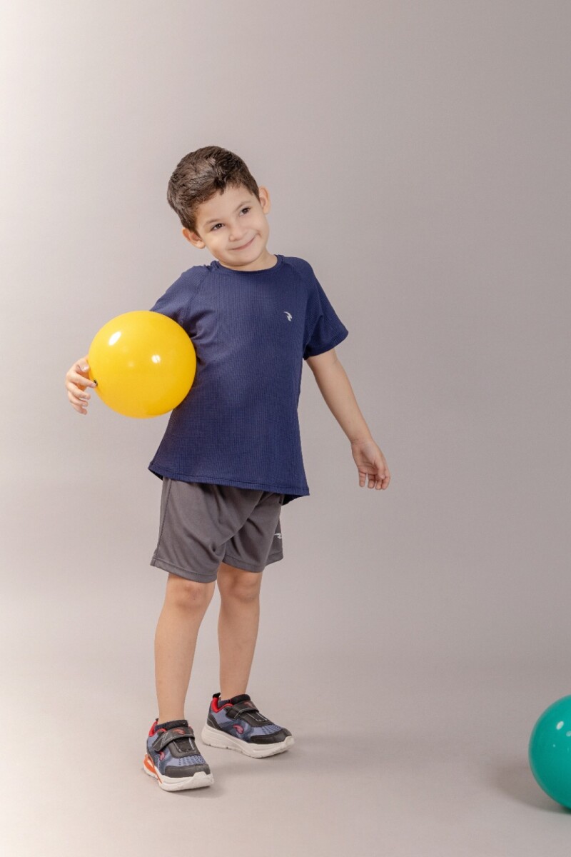 Remera Deportiva. Azul Marino.