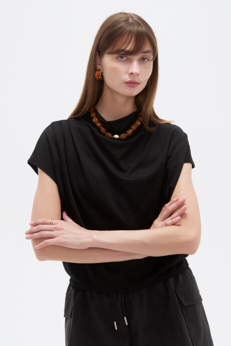 Tops Bornea Negro