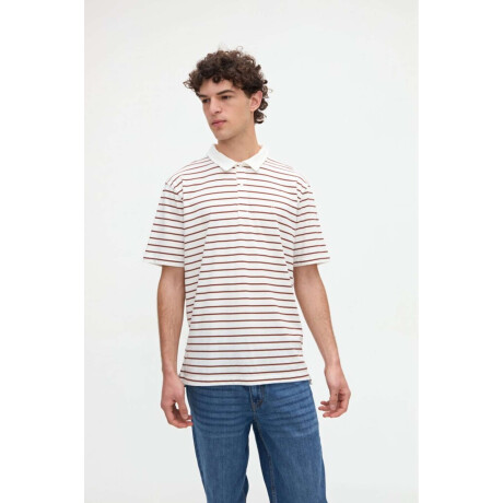 Remera polo Marin Off white Camel