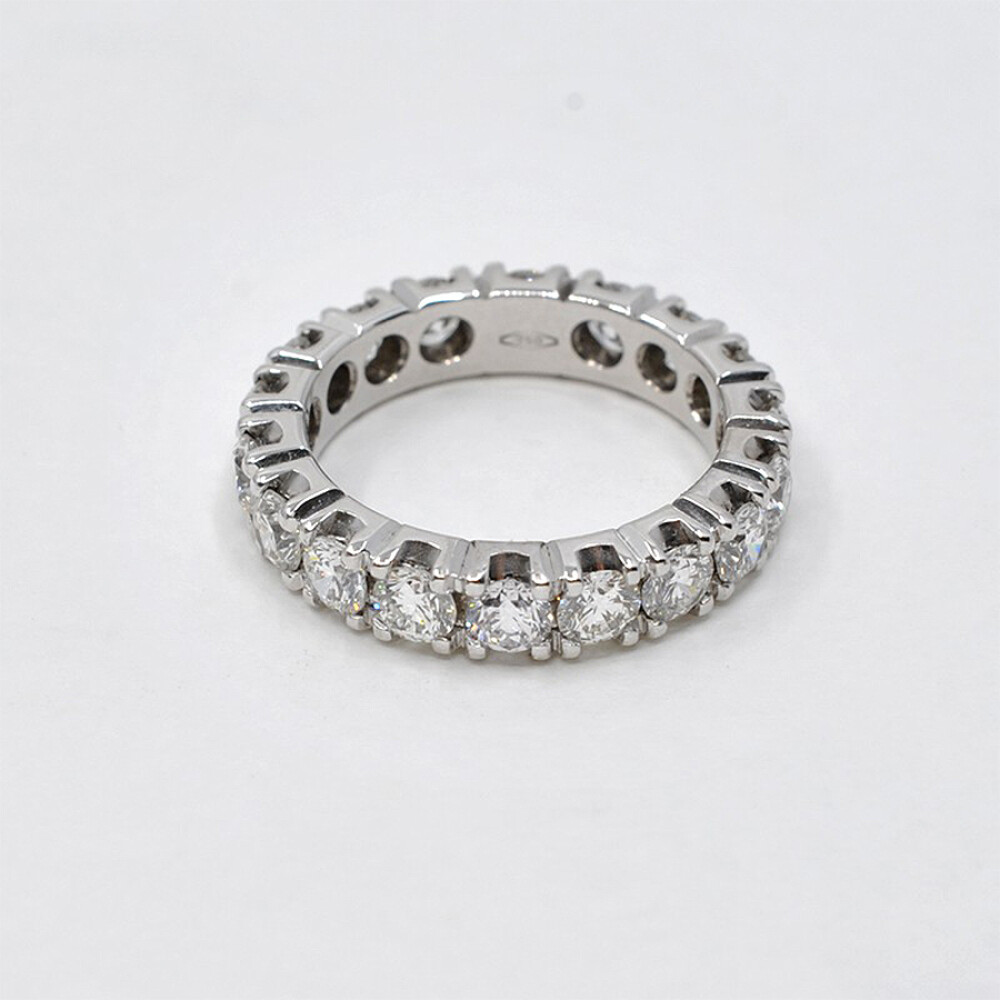 Anillo Sin Fin En Oro 18K Blanco Y Brillantes Anillo Sin Fin En Oro 18K Blanco Y Brillantes