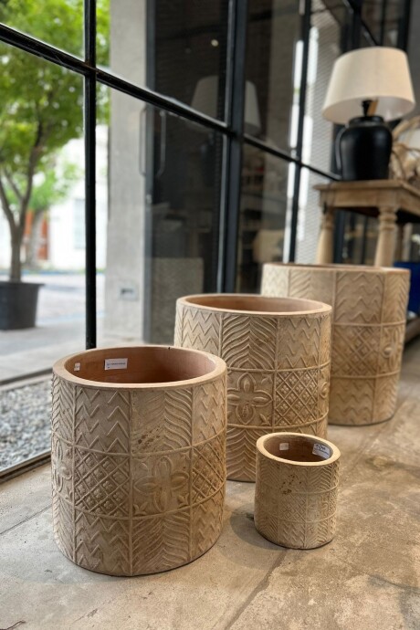 Macetas Labradas Beige Macetas Labradas Beige