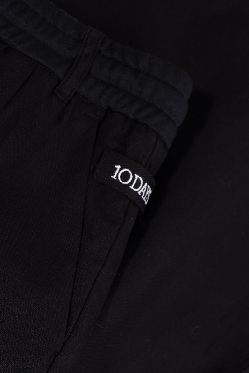 PANTALÓN ANCHO Negro