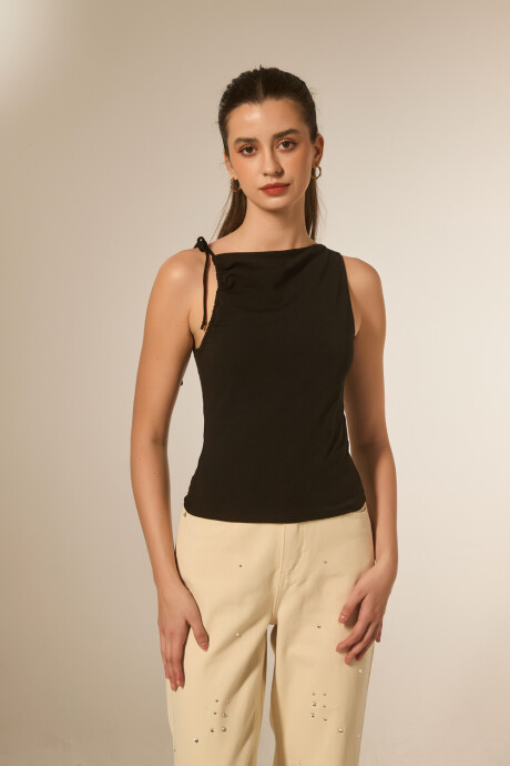 Tops Ysaurel Negro