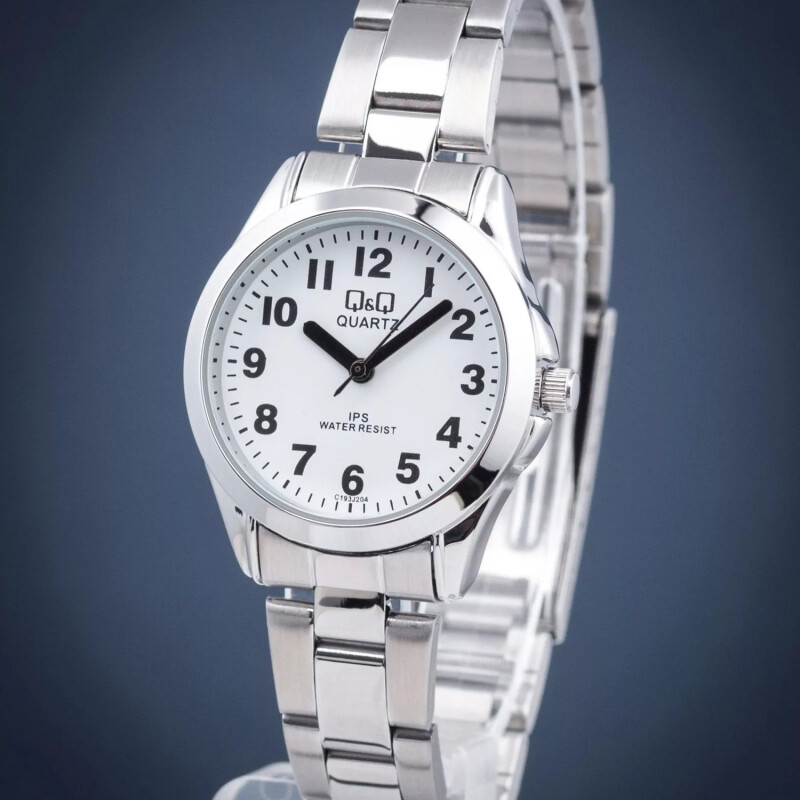 Reloj análogo Q&Q malla en acero Modelo C193J204Y Reloj análogo Q&Q malla en acero Modelo C193J204Y