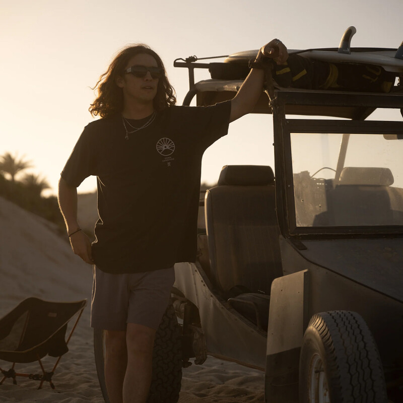 Remera Roark Expeditions - Negro Remera Roark Expeditions - Negro