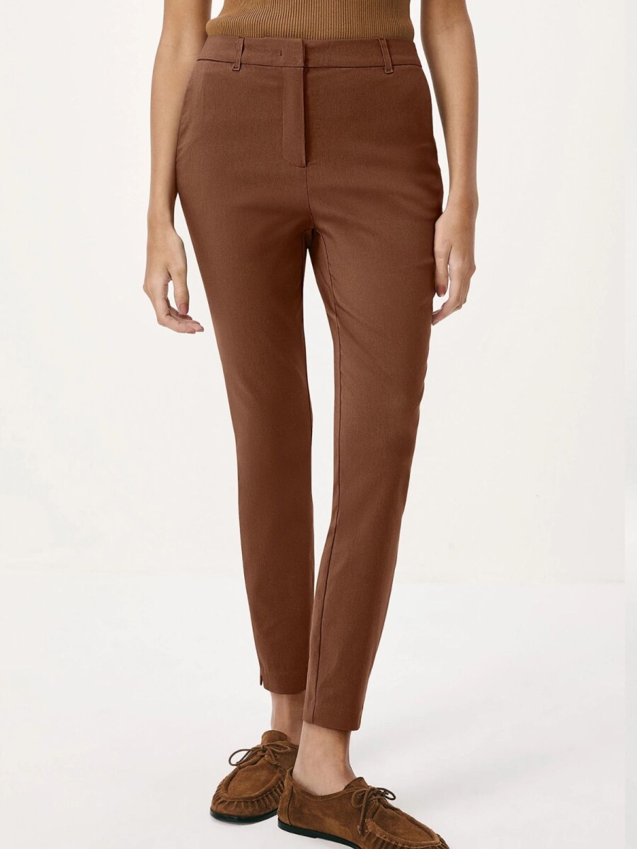PANTALON - MARRÓN 