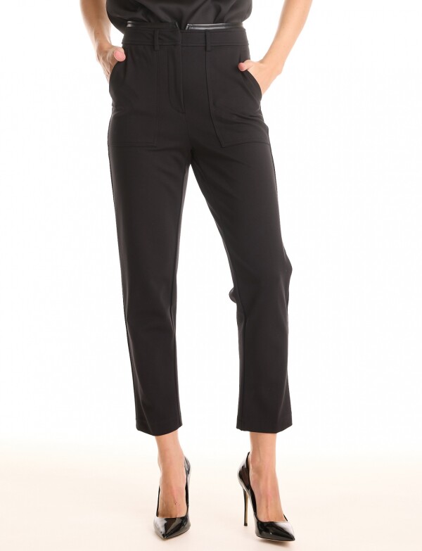 Pantalon Ankle Eco Cuero NEGRO