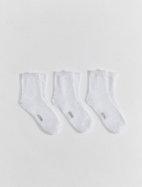 KIT C/3 PARES DE MEDIAS UNISSEX CAÑO MEDIO BLANCO