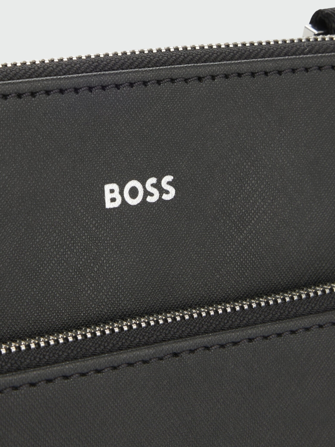 BOSS - Bolso tipo sobre Negro