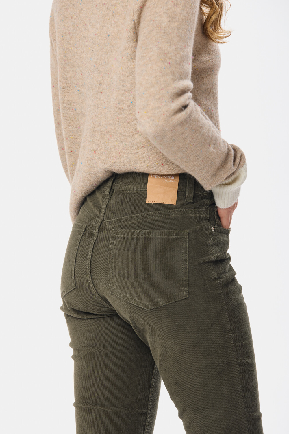 PANTALON DE PANA CON SPANDEX Verde