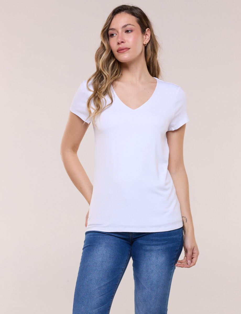 Remera Basica Manga Corta Esote V - Blanco 