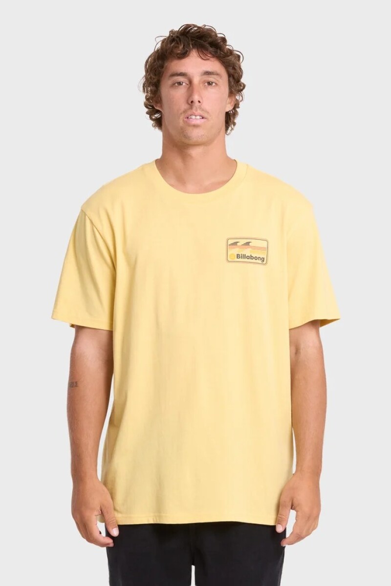 REMERA RUNNER PREMIUM SS 6-beige