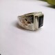 Anillo sello caballero plata y oro con piedra rectangular zafiro Anillo sello caballero plata y oro con piedra rectangular zafiro