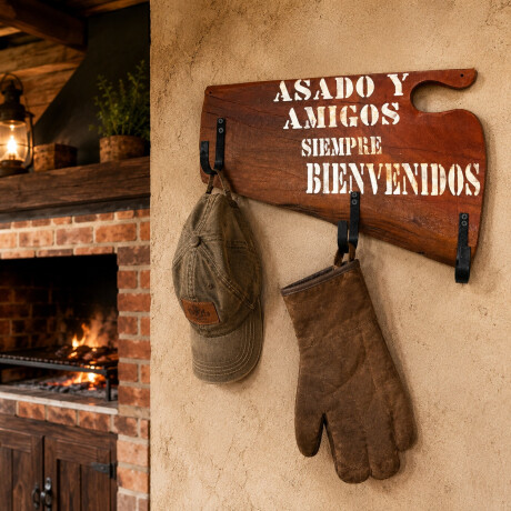 Perchero Rústico en Madera Eucalipto Rojo y Gancho de Hierro Asado y Amigos Siempre Bienvenidos- Chico Perchero Rústico en Madera Eucalipto Rojo y Gancho de Hierro Asado y Amigos Siempre Bienvenidos- Chico