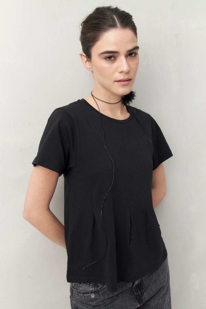 REMERA CALIRA Negro
