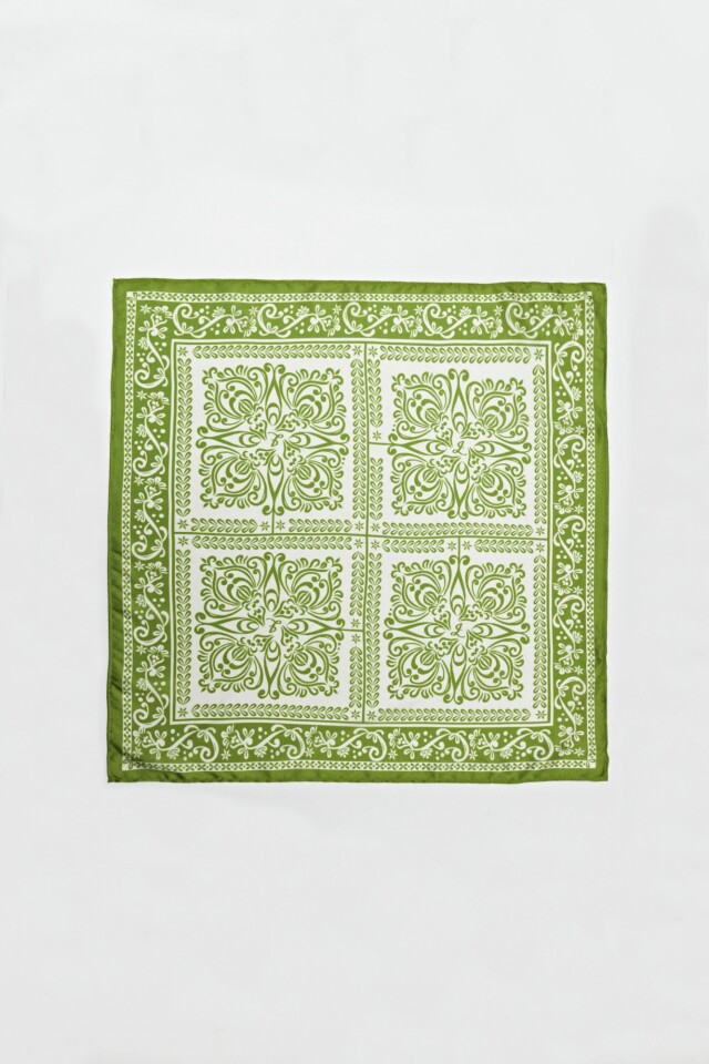 Pañuelo estampado floral geométrico pistacho