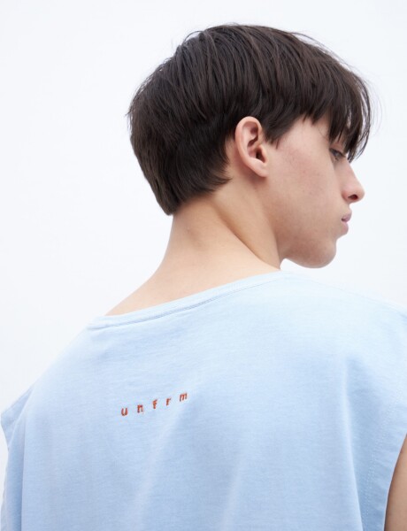 Musculosa Poe Celeste