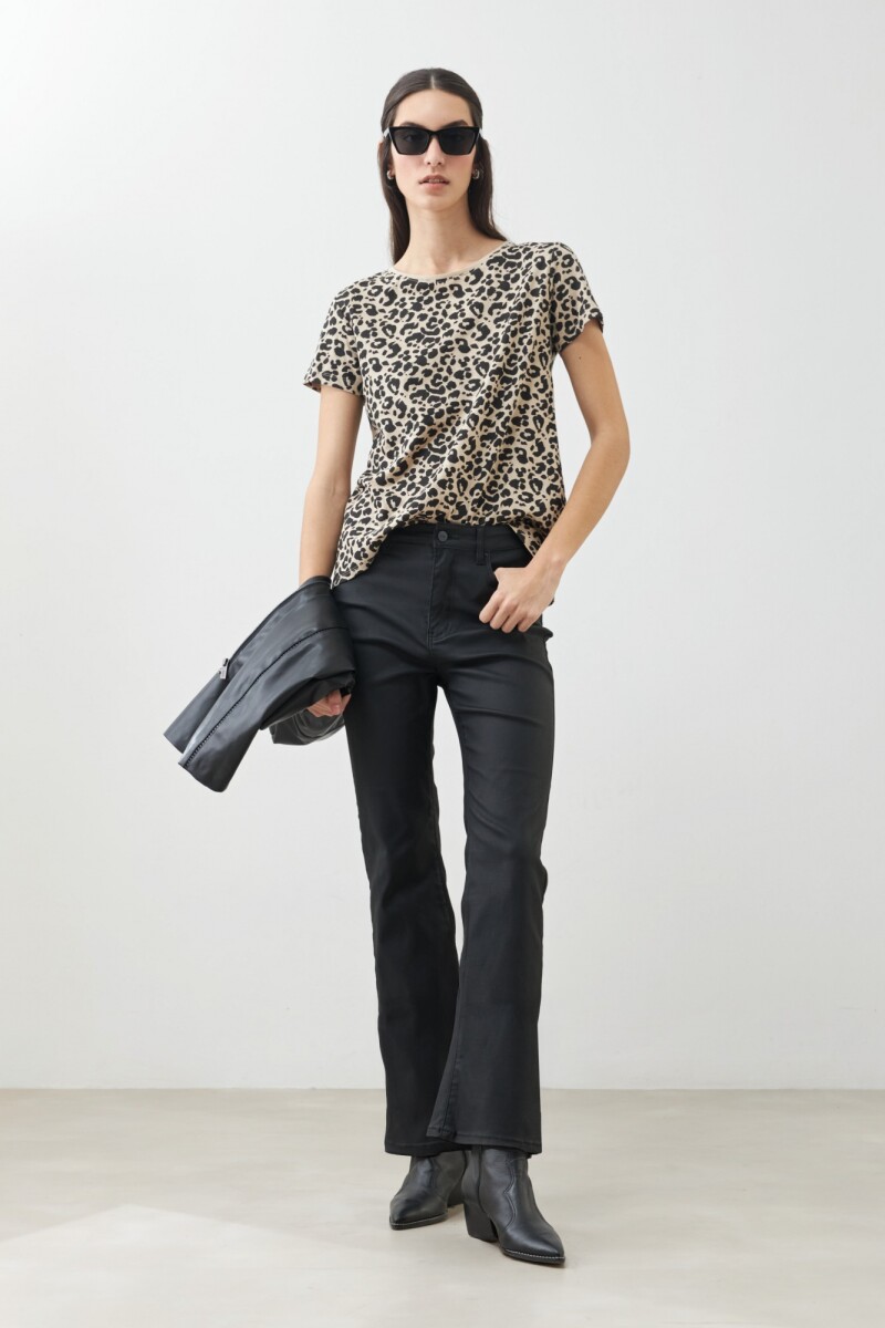 Remera escote a la base animal print - tostado 