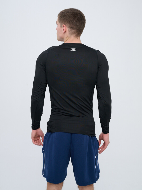 T-Shirt Térmica Manga Larga Umbro Hombre 060