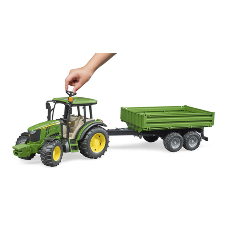 Tractor John Deere 5115 M con remolque basculante Tractor John Deere 5115 M con remolque basculante