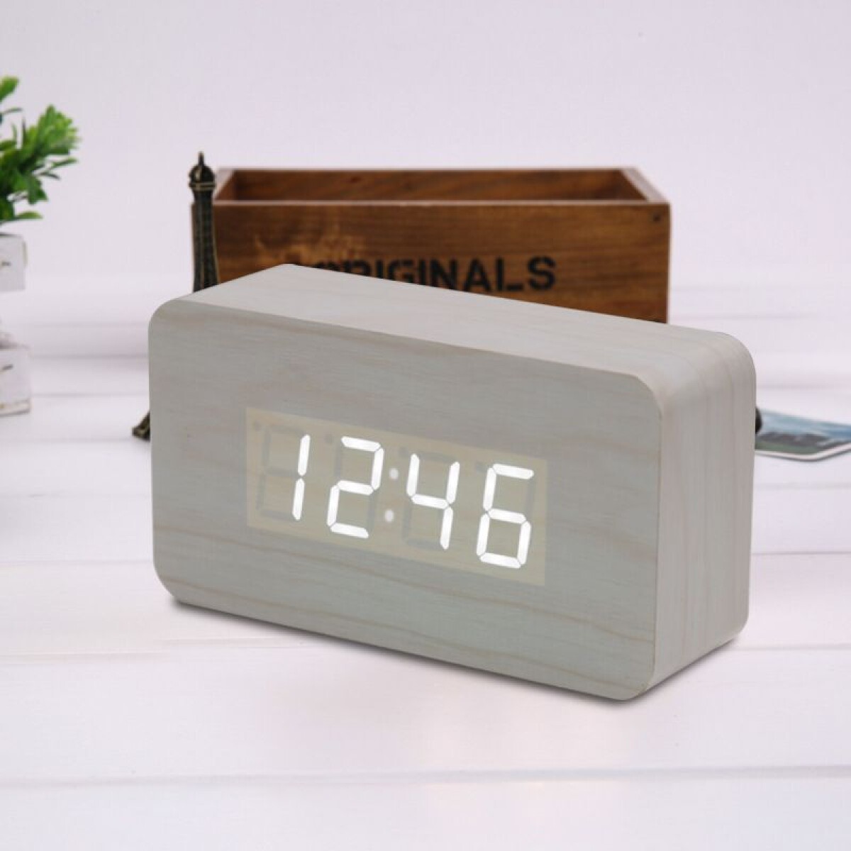 Reloj Despertador Digital Símil Madera Fecha/Temperatura 