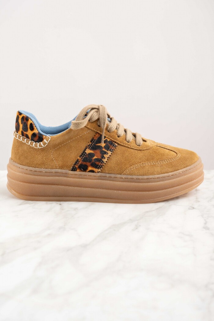 Zapatilla Combinada Cuero Camel