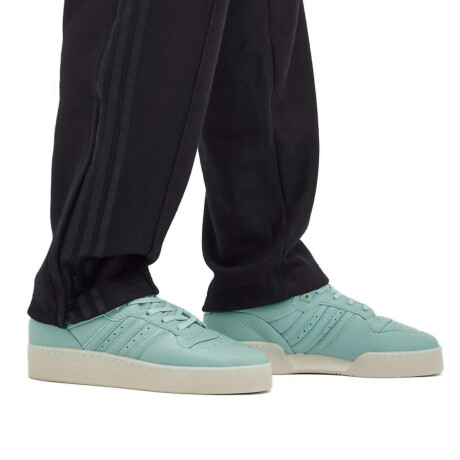 Championes Adidas Rivalry Lux Low Celeste