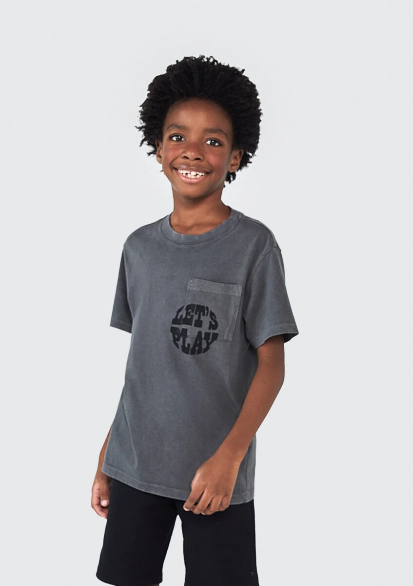 CAMISETA INFANTIL CON ESTAMPA - GRIS 