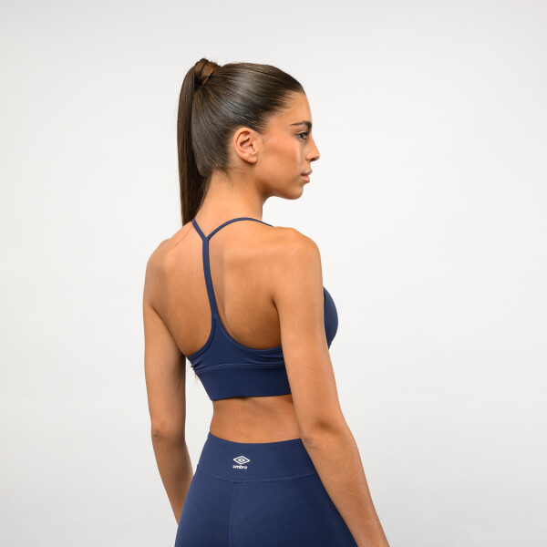Top Nova Umbro Mujer 001