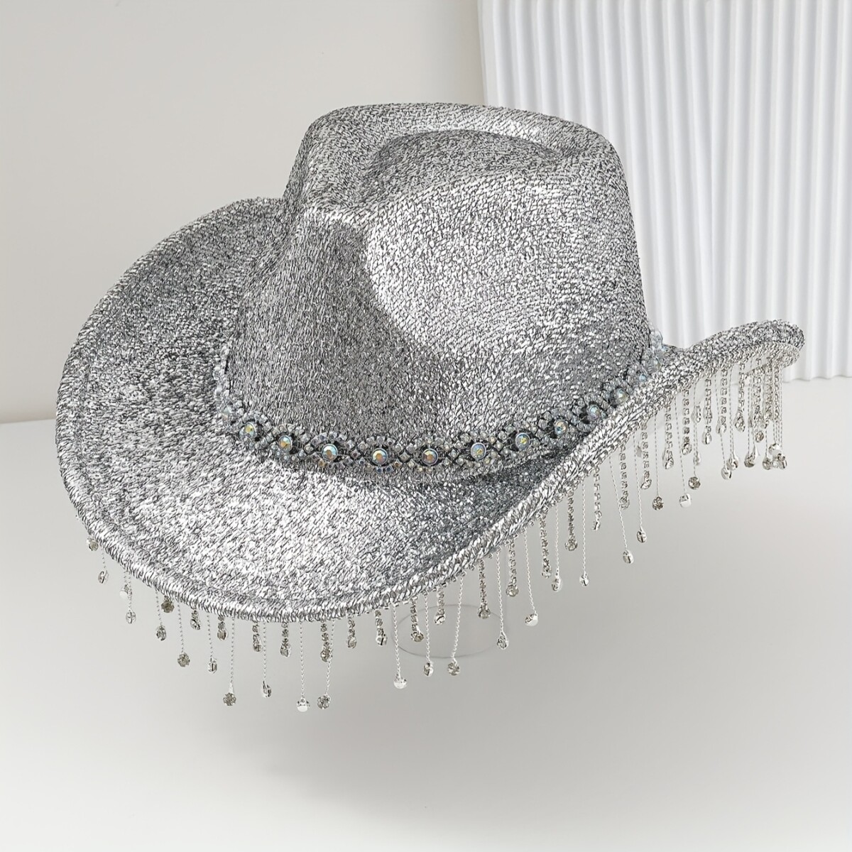 Sombrero Cowboy con Colgantes - Plateado 