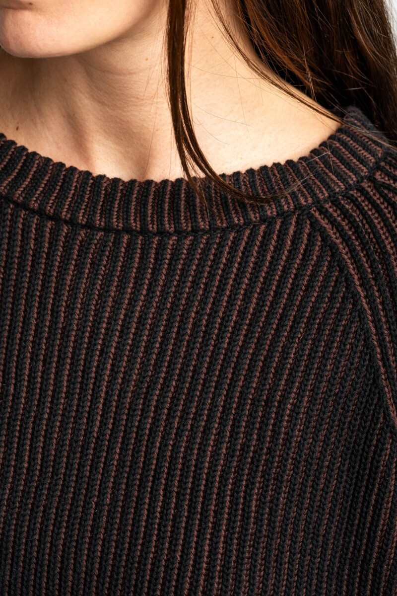 Sweater Texturado Negro