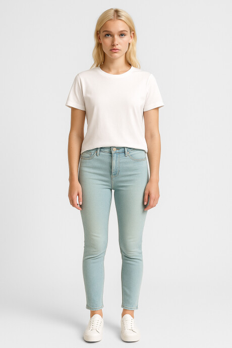 Pantalon Muscat 1201 Celeste Grisaceo