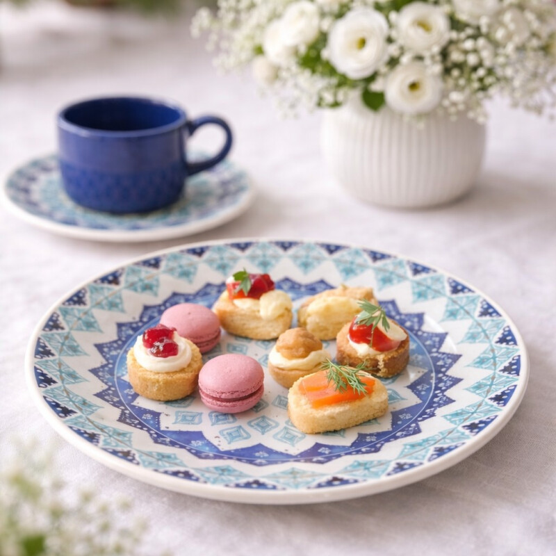 Plato de Postre en Porcelana Azul Diseño Mandala Plato de Postre en Porcelana Azul Diseño Mandala