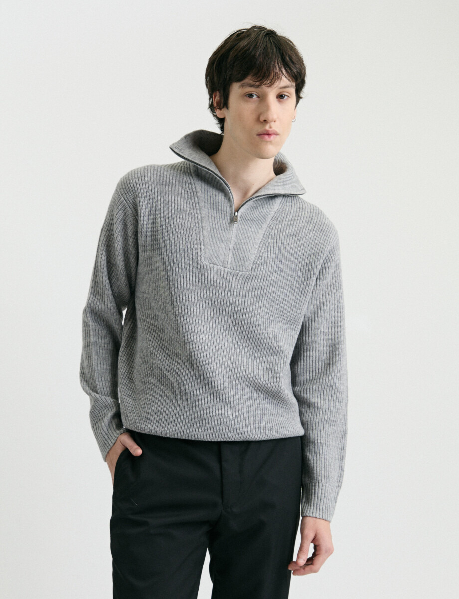 470984 REMERA HARRY Gris Medio