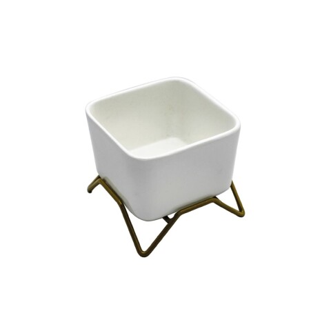 MACETA CERAMICA C/BASE 6x6x9CM BLANCO/DORADO MACETA CERAMICA C/BASE 6x6x9CM BLANCO/DORADO