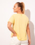 REMERA COSMOPOLITAN Amarillo