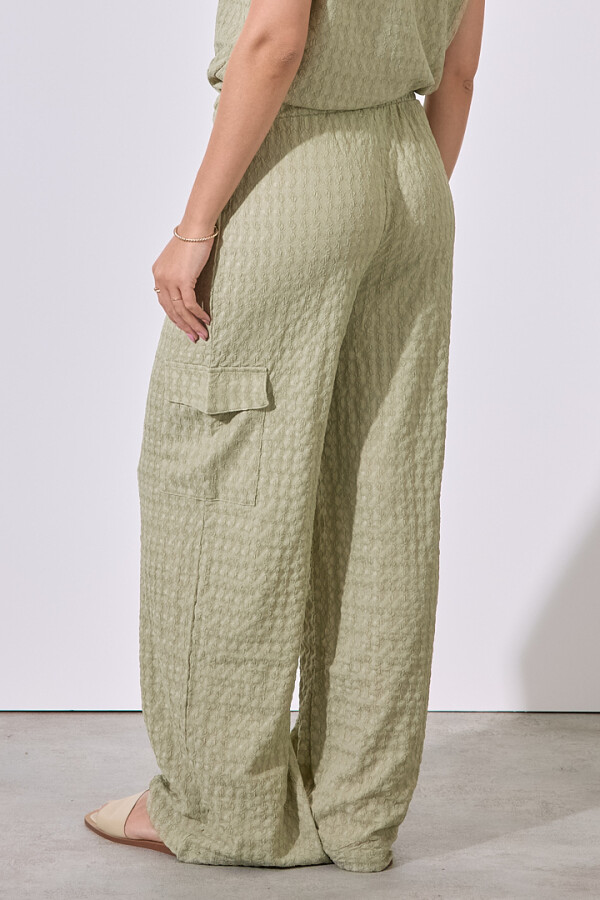 Pantalon Texturado VERDE