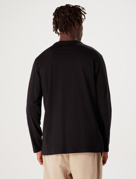 CAMISETA MANGA LARGA NEGRO