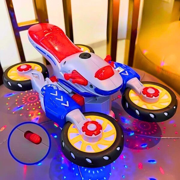 Moto Giratoria Luz Sonido Movimiento 360 Juguete Niños Variante Color Rojo Azul