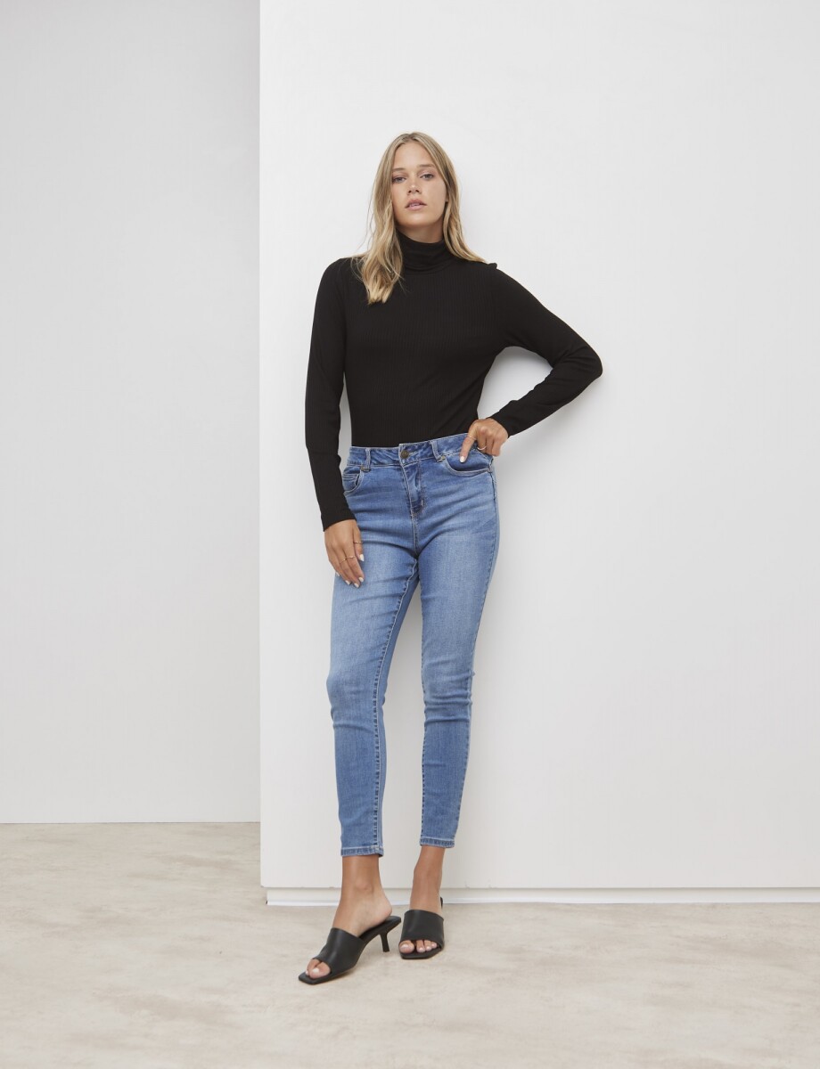 Jean Bombshell - Jean 