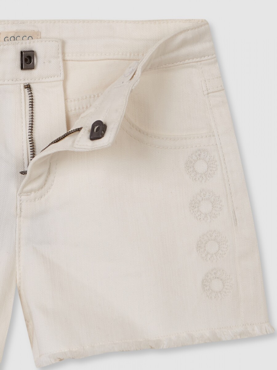 Pantalon Corto Con Bordados Blanco