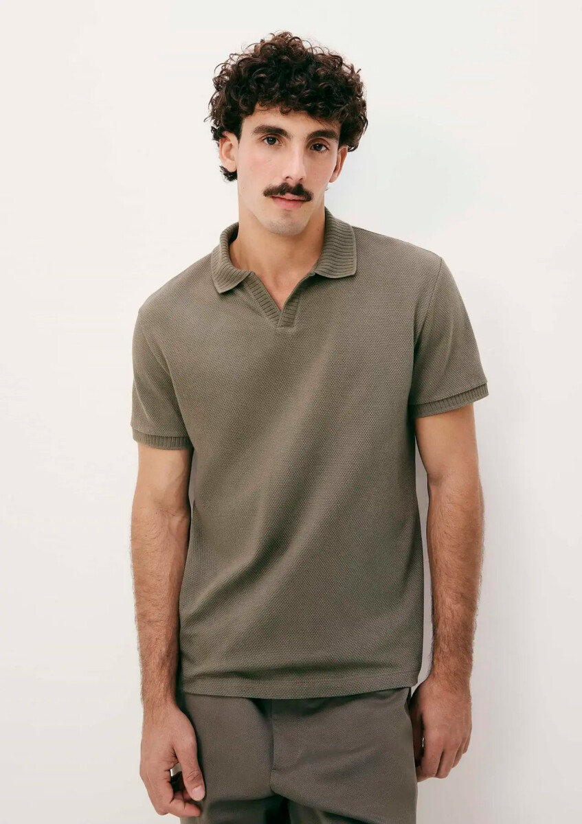 POLO TEXTURIZADO DE MANGA CORTA - VERDE 