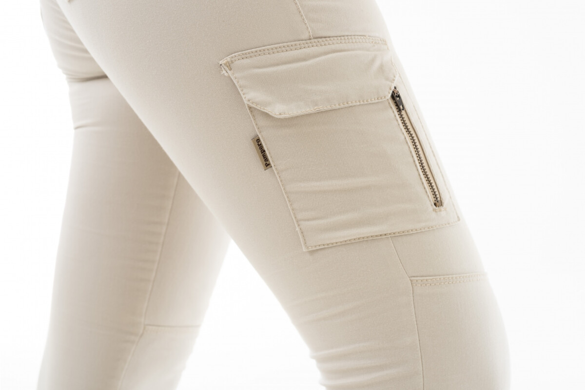 PANTALON CARGO ELASTIZADO Natural