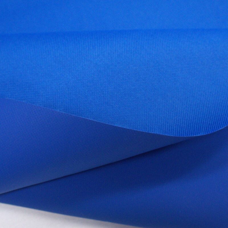 Impermeable azul
