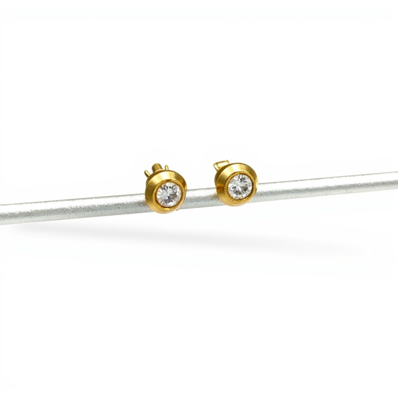 Caravanas Punto de Luz oro- Oro bajo - Piedra Zirconia - CA8180 conpiedra