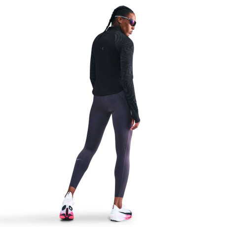 Campera Nike Tempo Dri Fit Flsh Hz de Mujer Negro